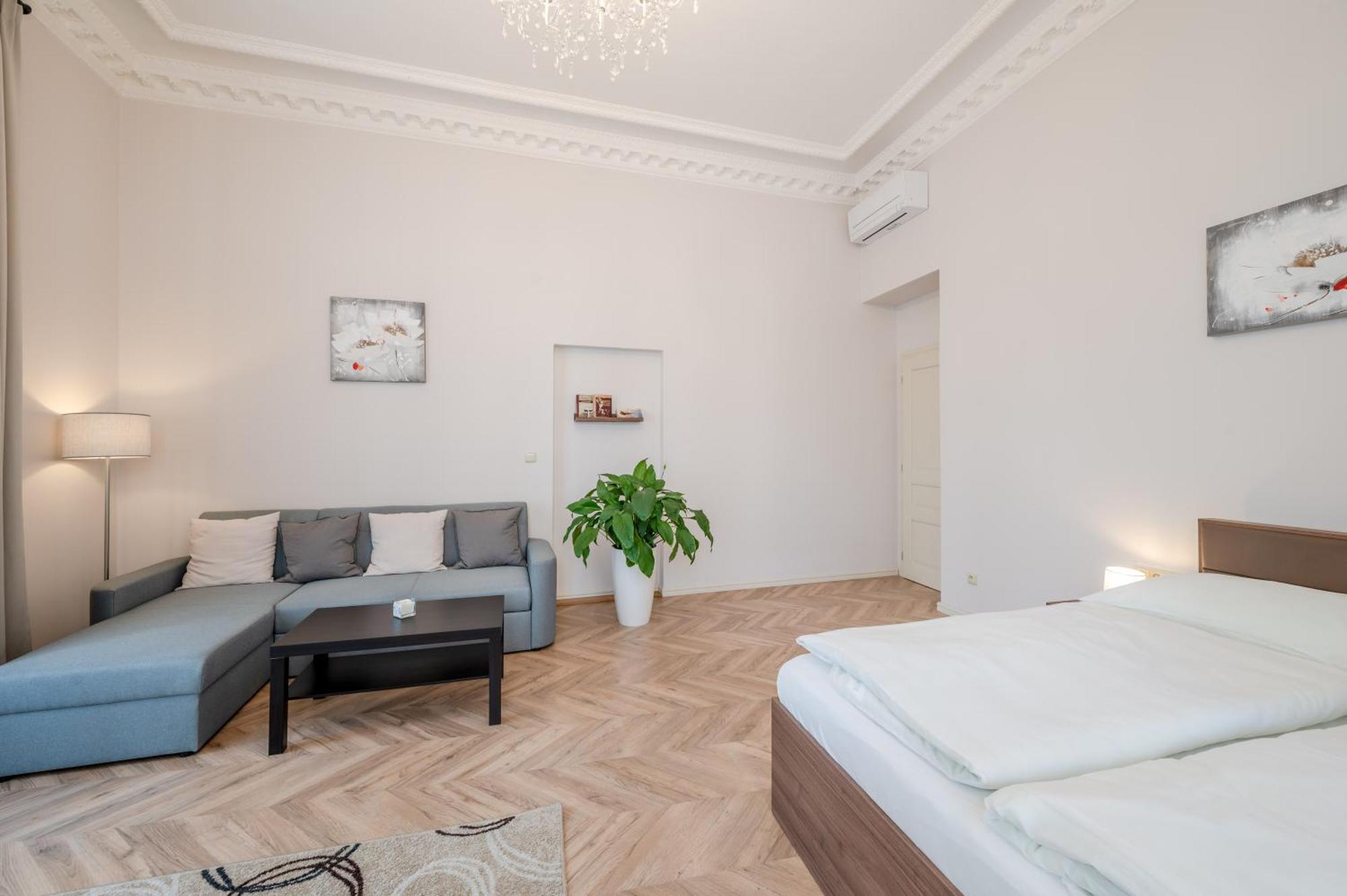 Palace Petrarca Praag Kamer foto
